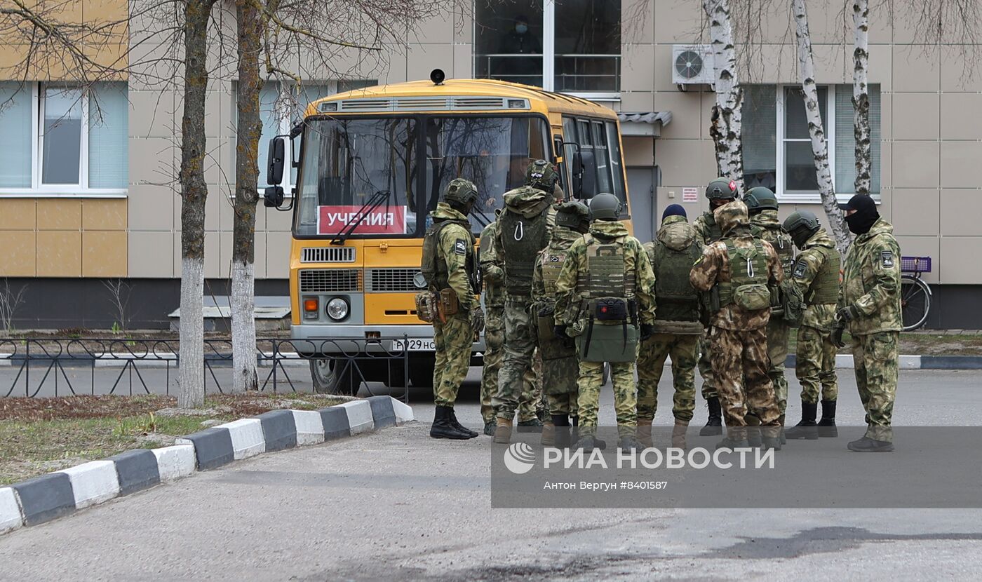 Комплексные учения по работе общественного транспорта в случае ЧС в Белгородской области