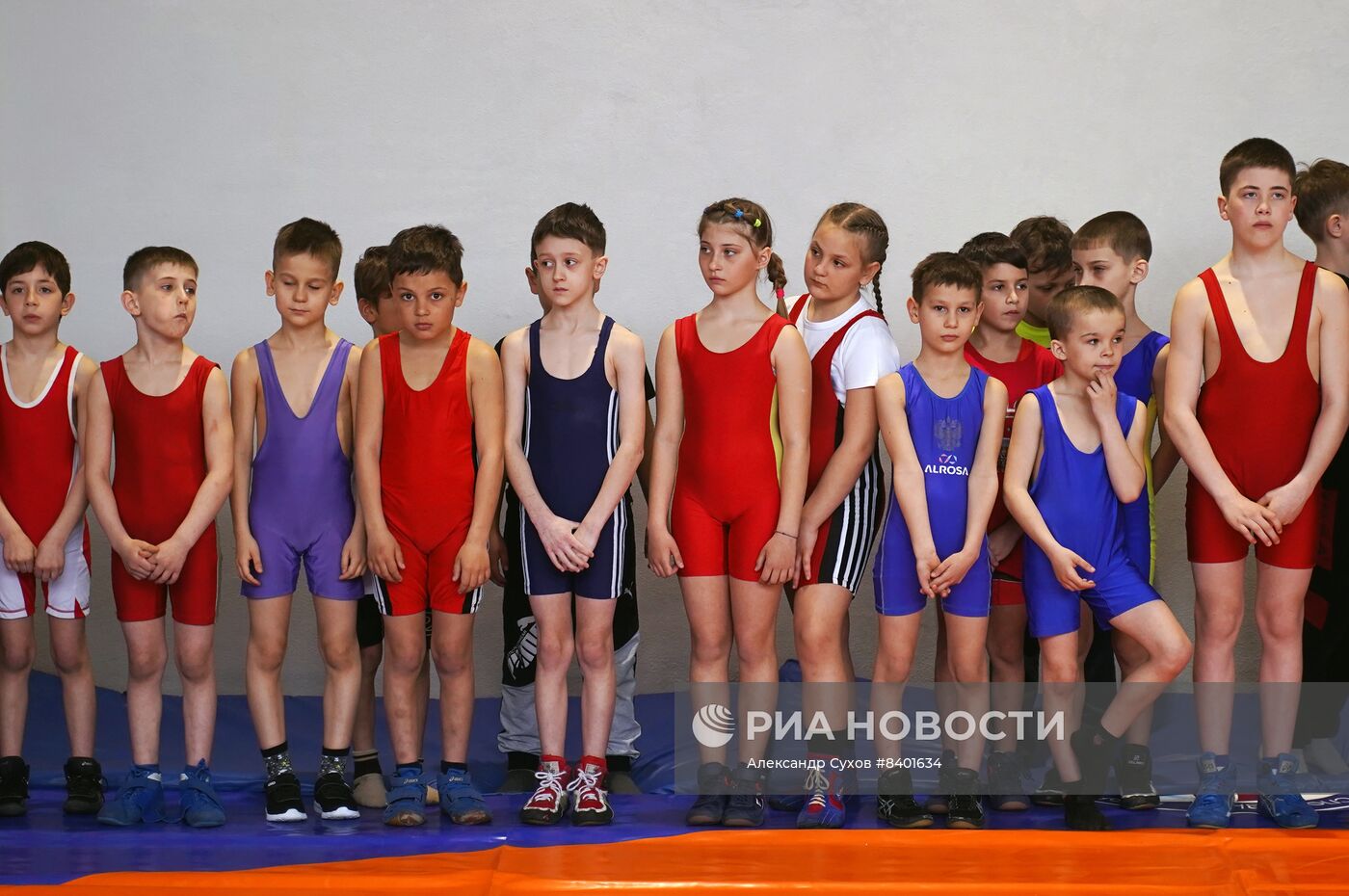 Юношеский турнир по вольной борьбе в Мариуполе