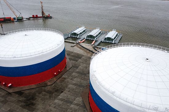 Новый водовод, соединяющий Ростовскую область и Донбасс, начал забор воды из реки Дон