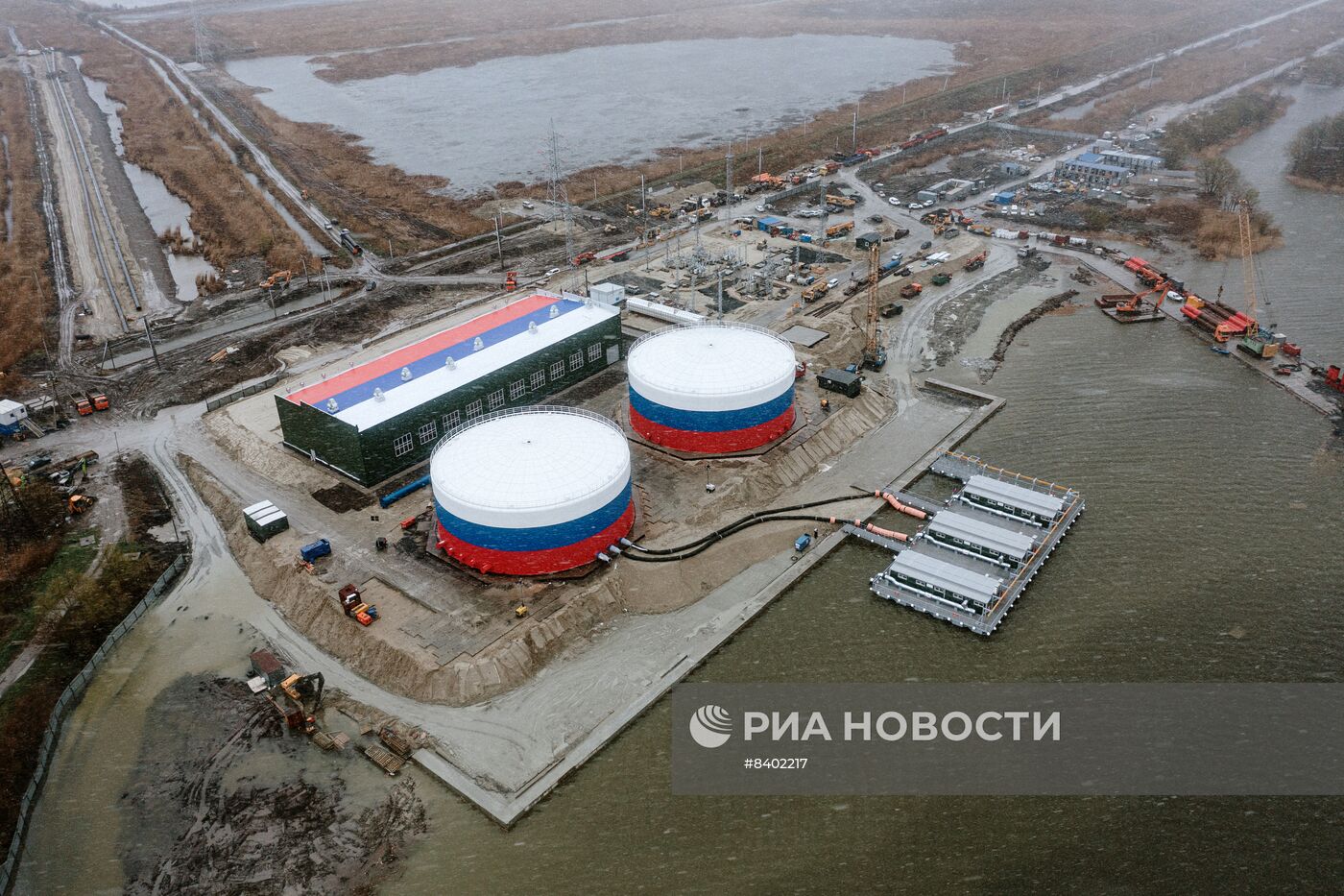 Новый водовод, соединяющий Ростовскую область и Донбасс, начал забор воды из реки Дон