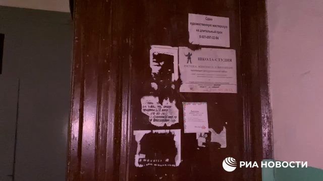 Скульптурная мастерская на первом этаже дома , где арендовала квартиру Дарья Трепова