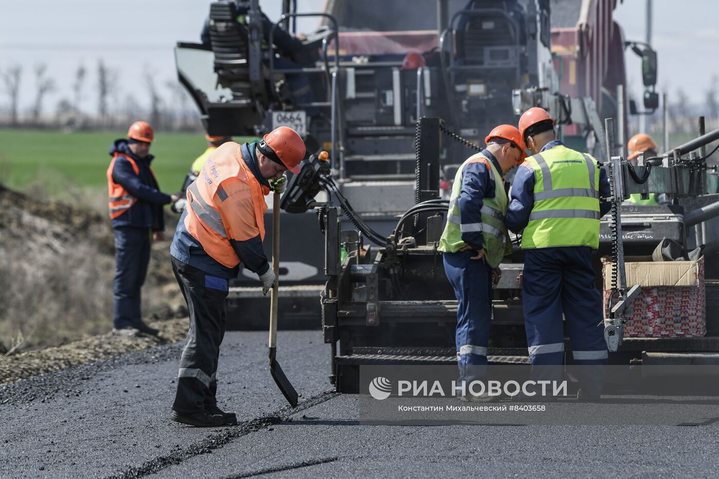 Строительство дальнего автодорожного подхода к Крымскому мосту в Краснодарском крае