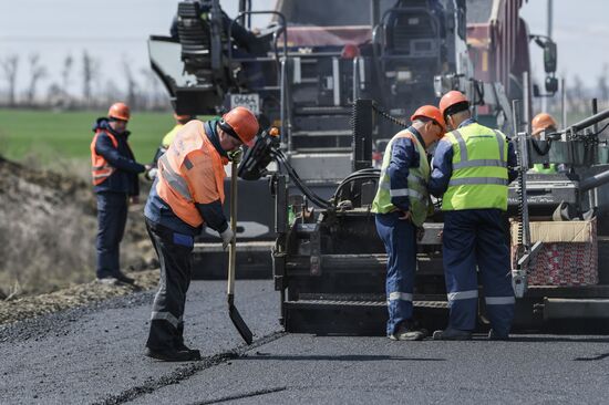 Строительство дальнего автодорожного подхода к Крымскому мосту в Краснодарском крае