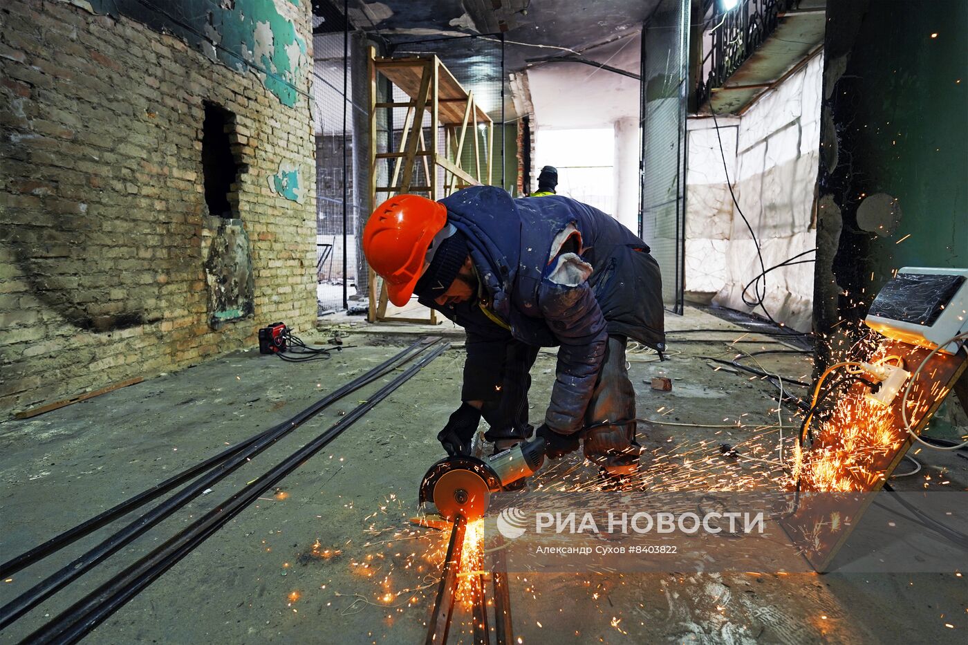 Подготовка к капремонту здания с выставочным залом А. Куинджи