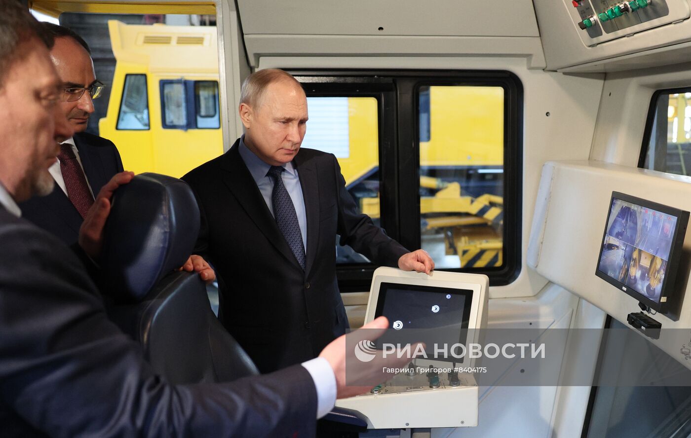 Рабочая поездка президента РФ В. Путина в Тулу