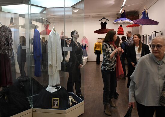 Выставка "Королева фуэте. Софья Головкина"