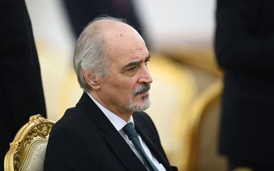 Президент РФ В. Путин принял верительные грамоты у вновь прибывших послов иностранных государств