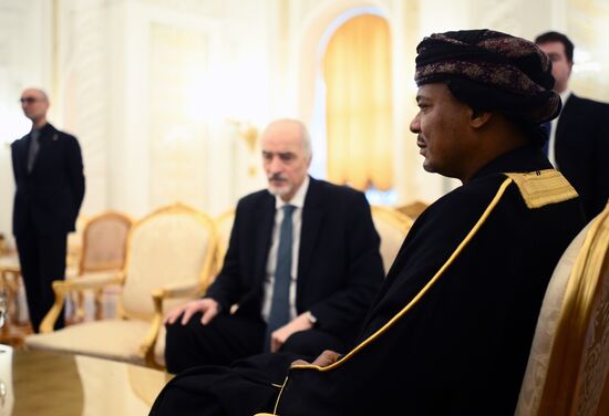 Президент РФ В. Путин принял верительные грамоты у вновь прибывших послов иностранных государств