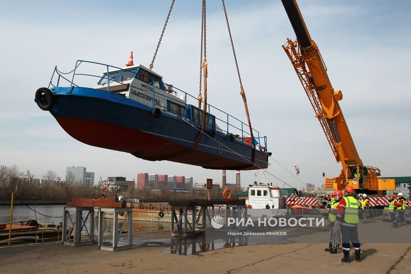 Подготовка коммунального флота Москвы к сезону речной технической навигации