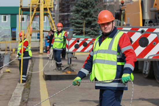 Подготовка коммунального флота Москвы к сезону речной технической навигации