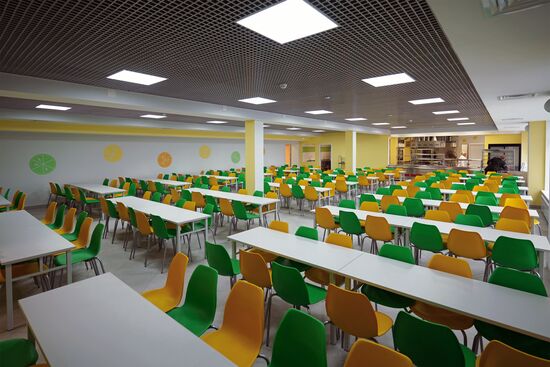 Восстановленная школа №64 открылась в Мариуполе