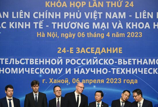 Визит вице-премьера правительства РФ Д. Чернышенко во Вьетнам 
