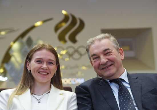 Церемония вручения государственных наград РФ за вклад в развитие спорта и успешное выступление на Олимпиаде-2022 