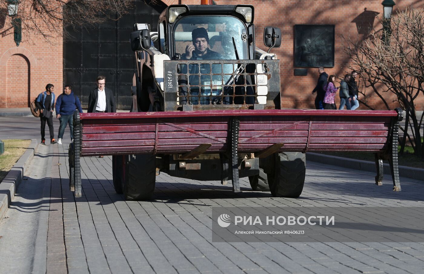 Теплая погода в Москве