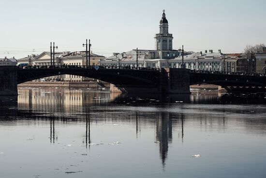 Весна в Санкт-Петербурге