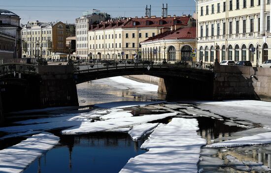 Весна в Санкт-Петербурге