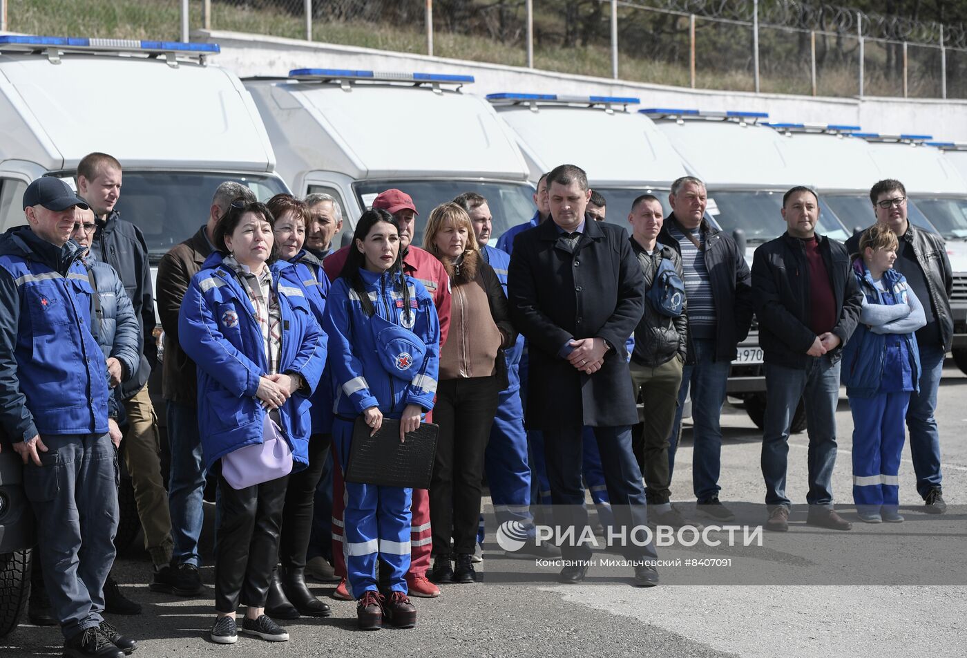 Крым получил 24 машины скорой помощи