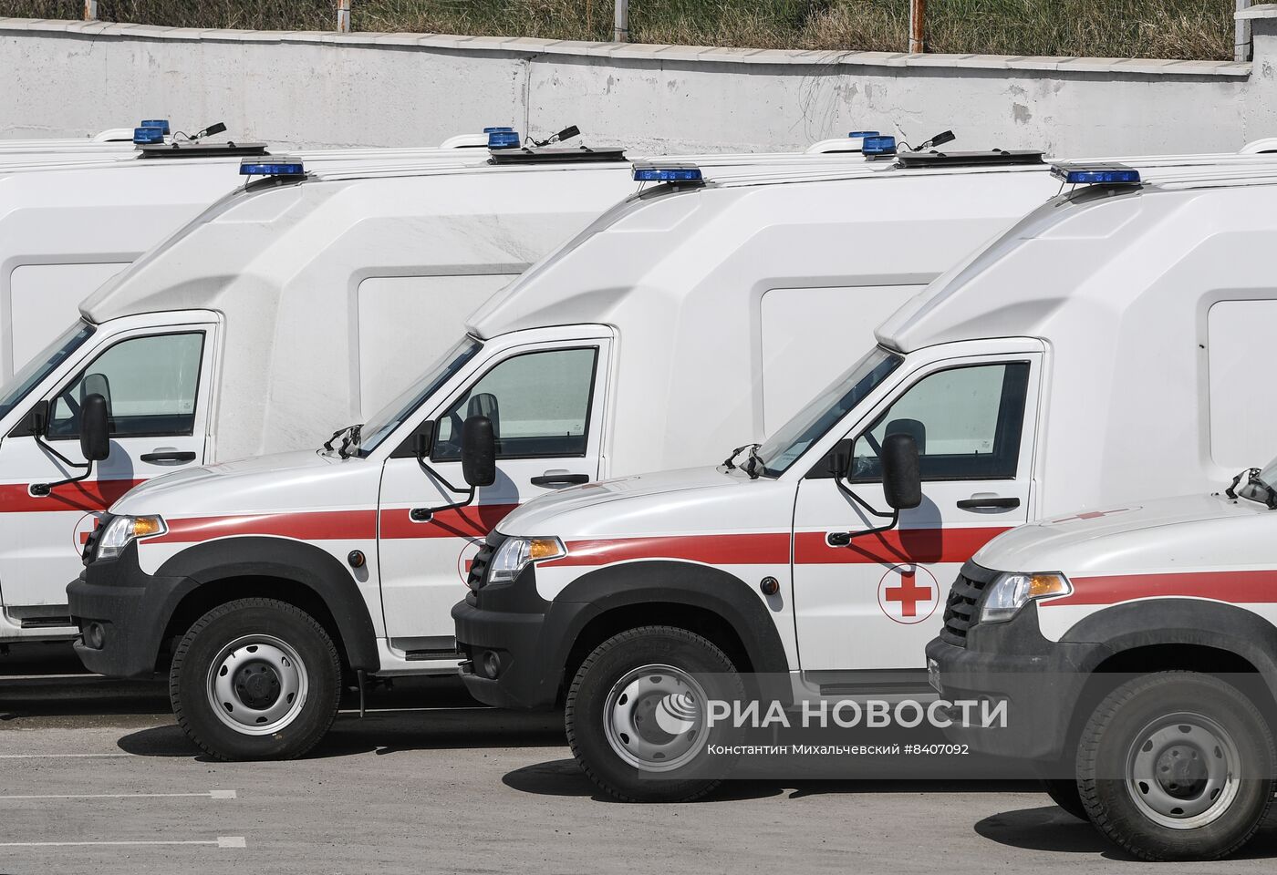 Крым получил 24 машины скорой помощи