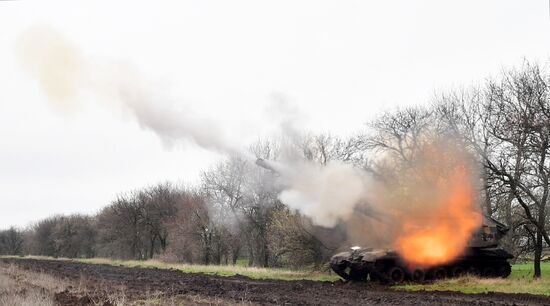 Боевая работа САУ "Мста-С" в Южном секторе СВО