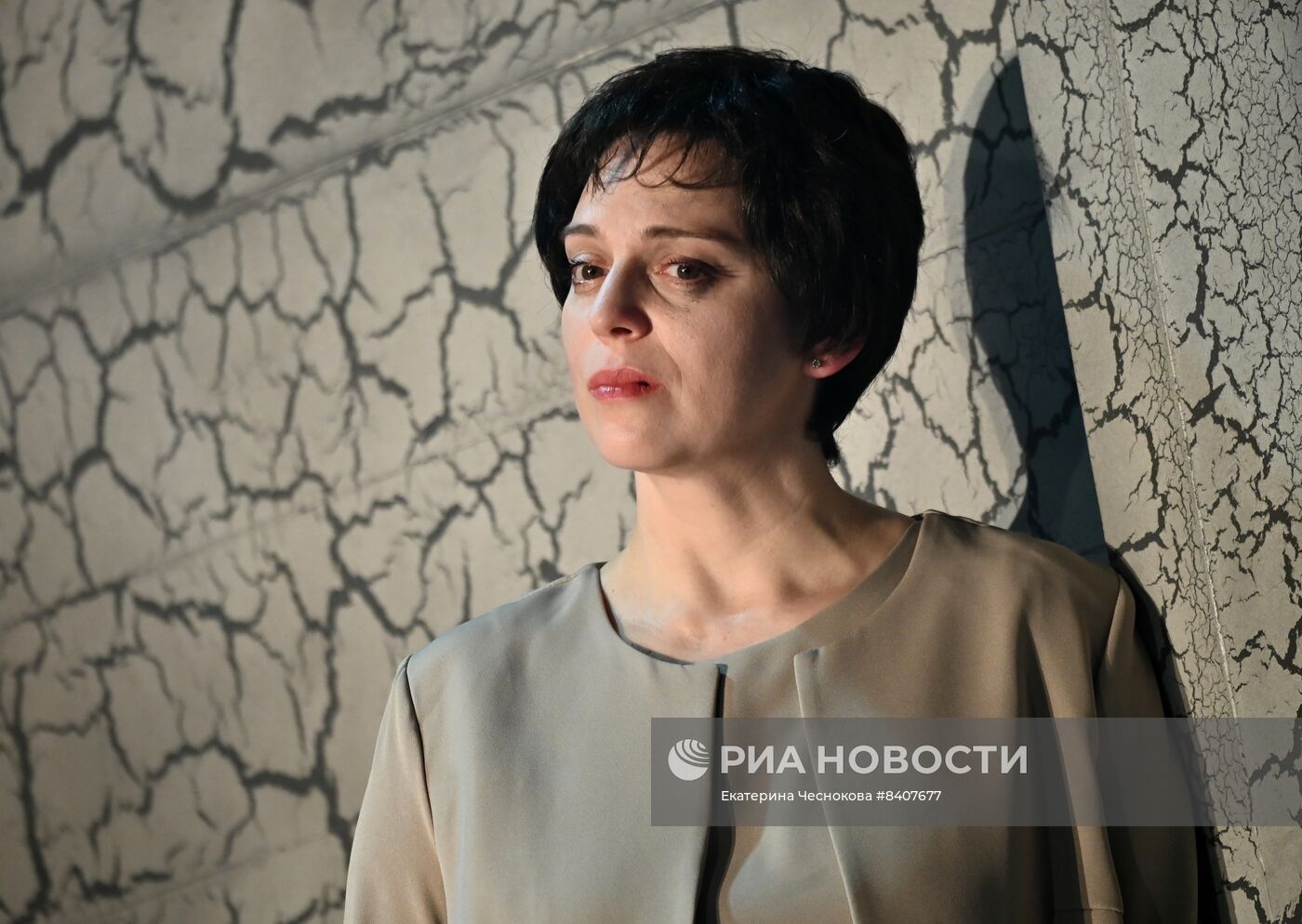 Премьера спектакля "Разговоры после погребения" в пространстве "LAТеатра"