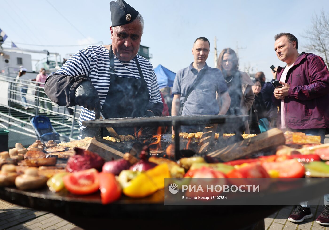 Празднование Дня селедки в Калининграде