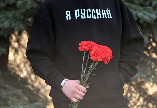 Прощание с военкором Владленом Татарским 