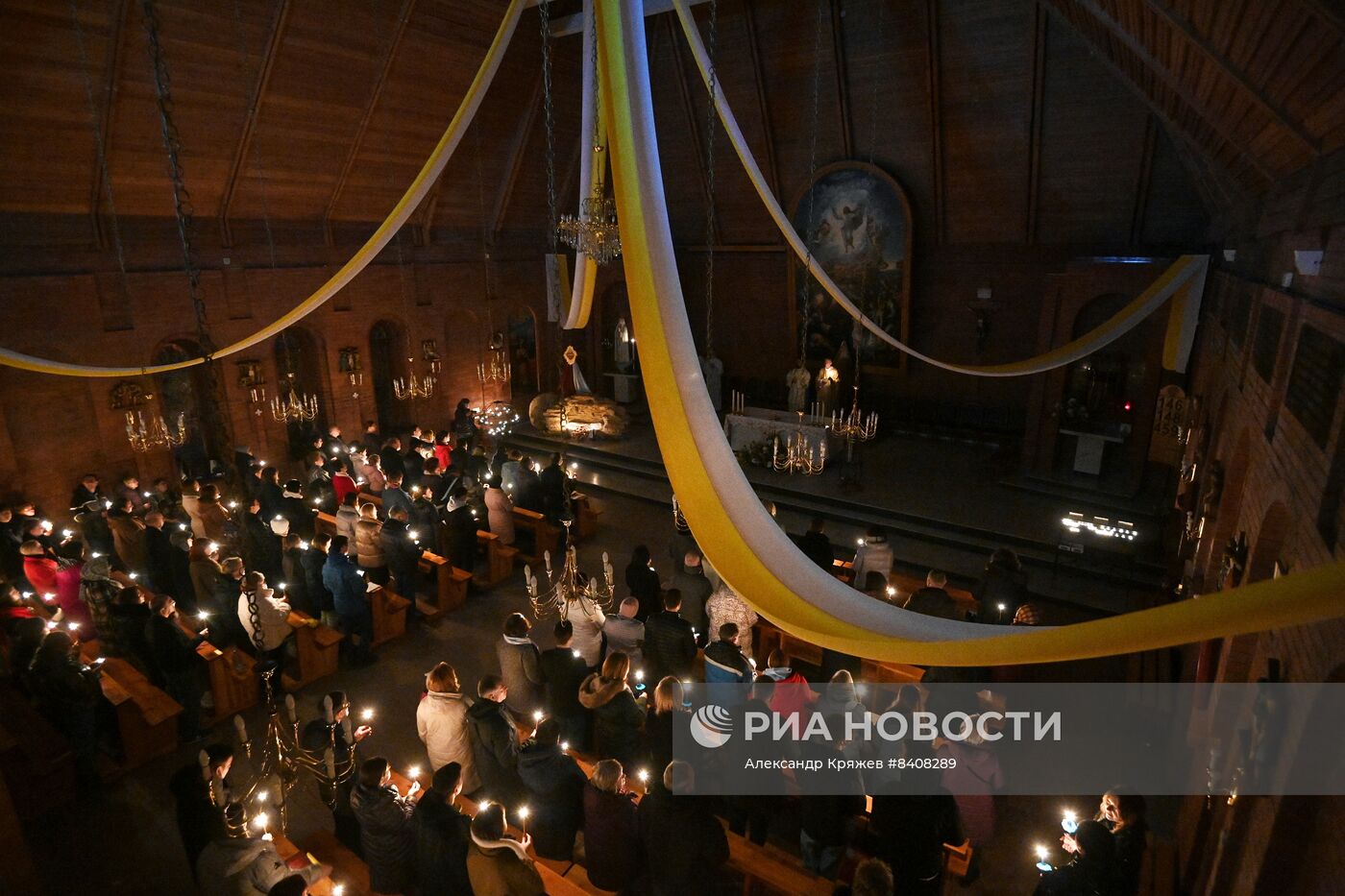 Празднование католической Пасхи в России