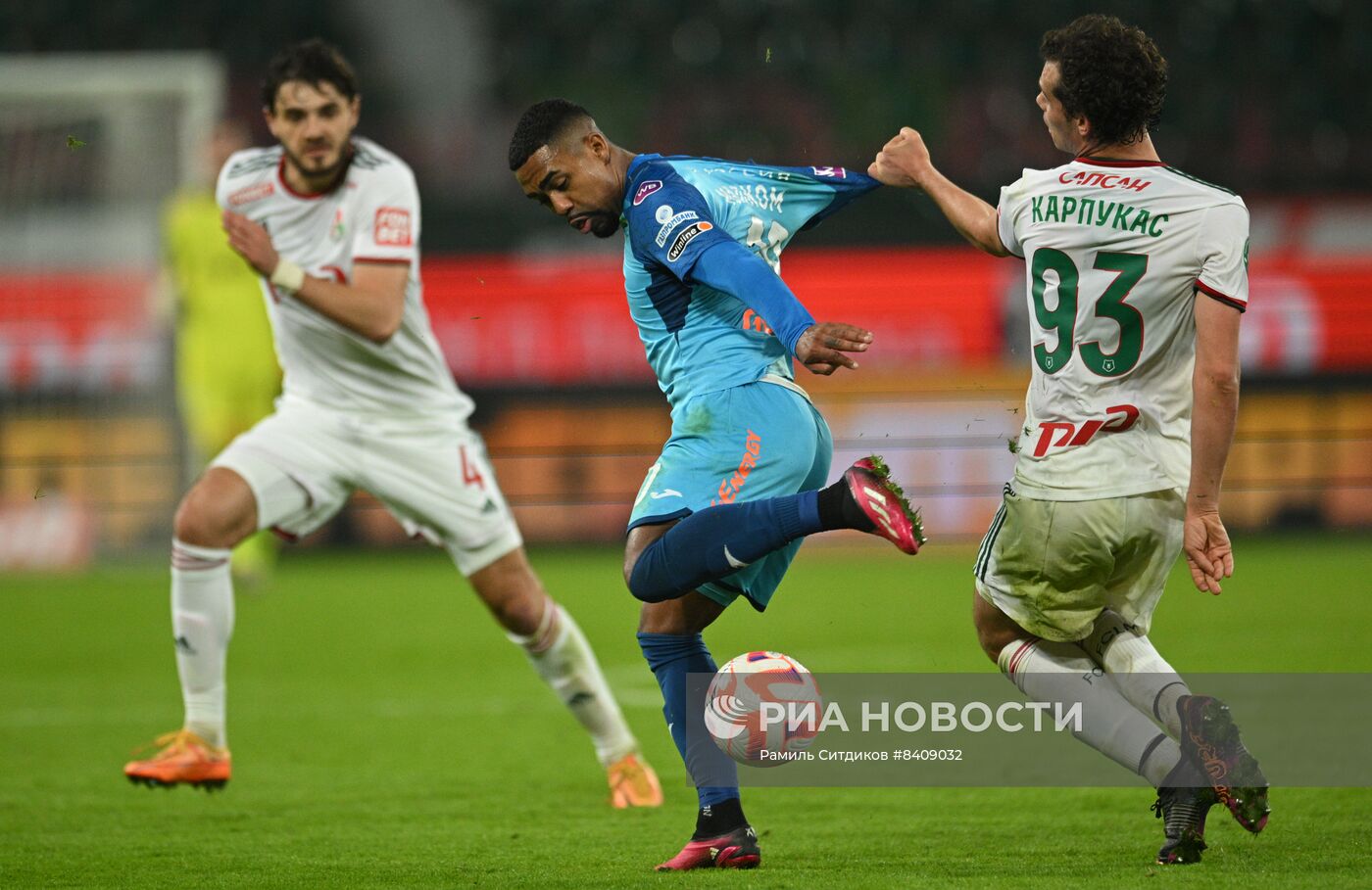 Футбол. РПЛ. Матч "Локомотив" - "Зенит"