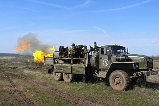 Боевая подготовка подразделений ВДВ на полигоне в зоне СВО