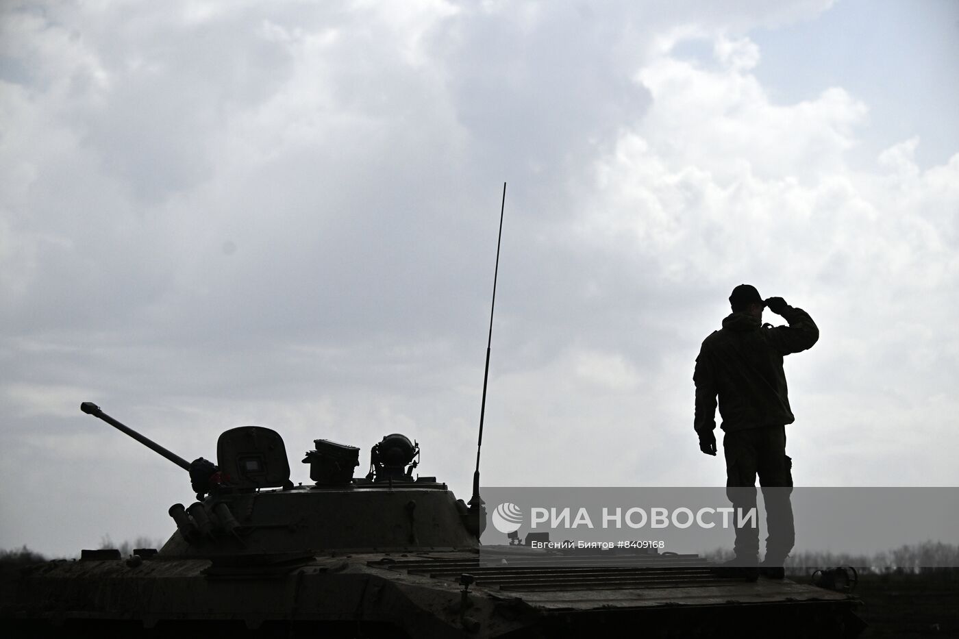 Боевая подготовка подразделений ВДВ на полигоне в зоне СВО