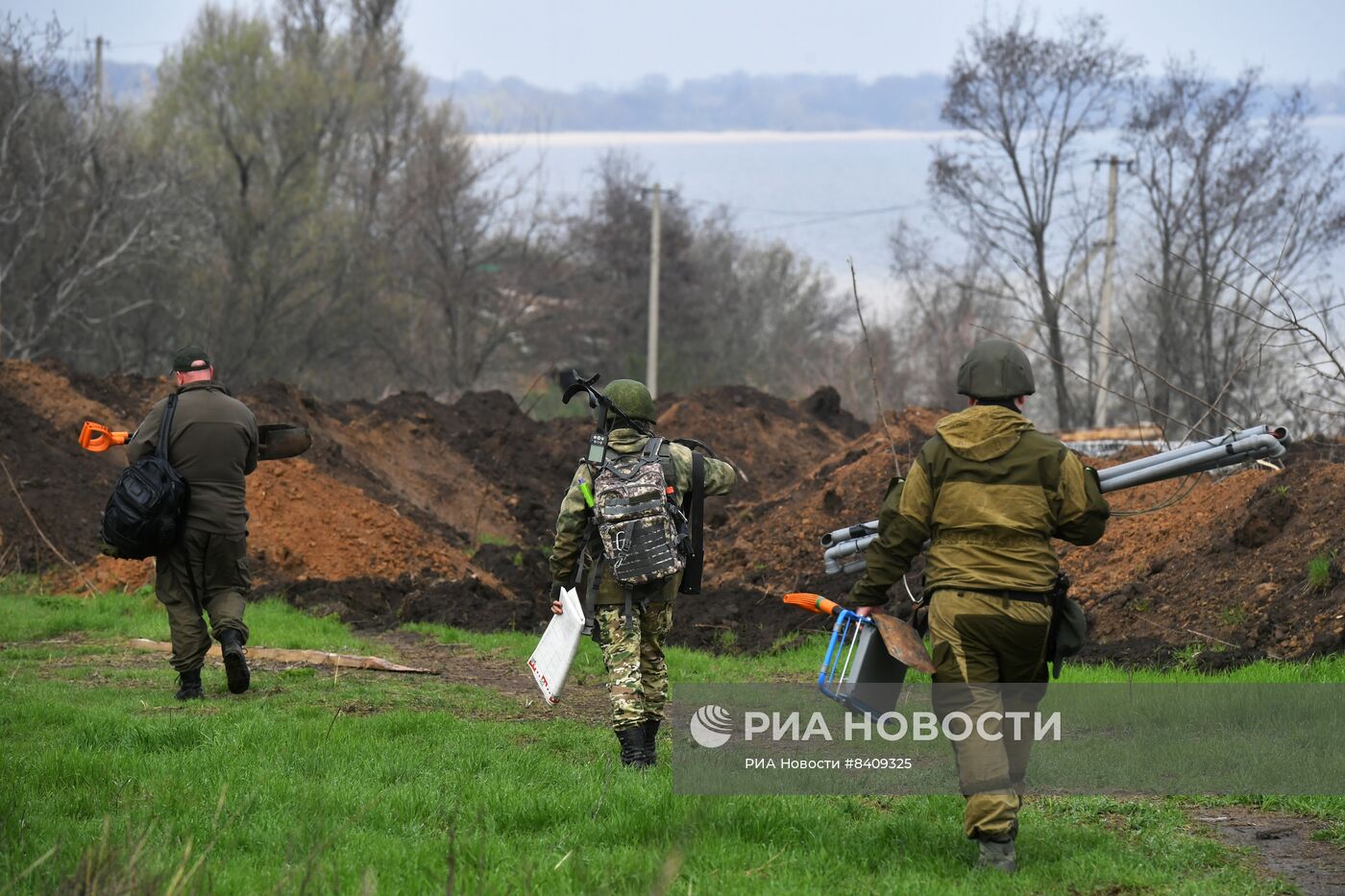Работы поискового отряда по обнаружению останков в зоне СВО