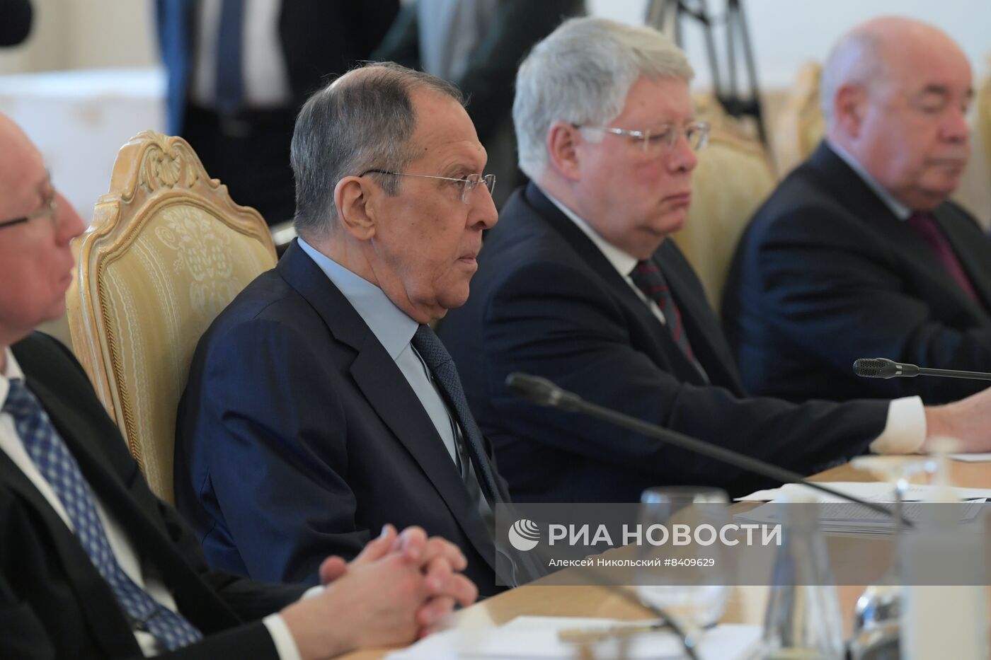 Встреча глав МИД РФ и Казахстана С. Лаврова и М. Нуртлеу