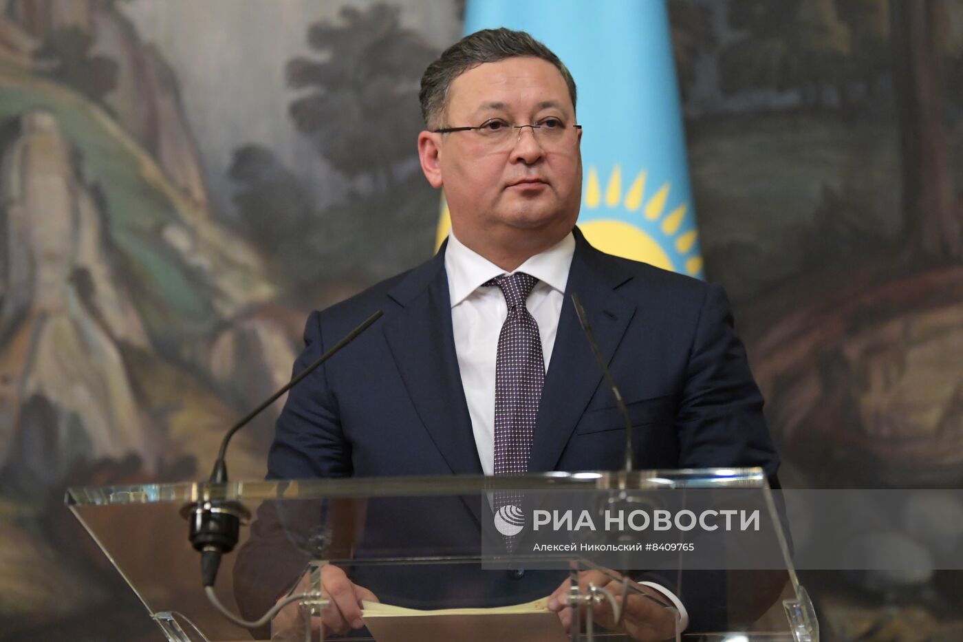 Встреча глав МИД РФ и Казахстана С. Лаврова и М. Нуртлеу