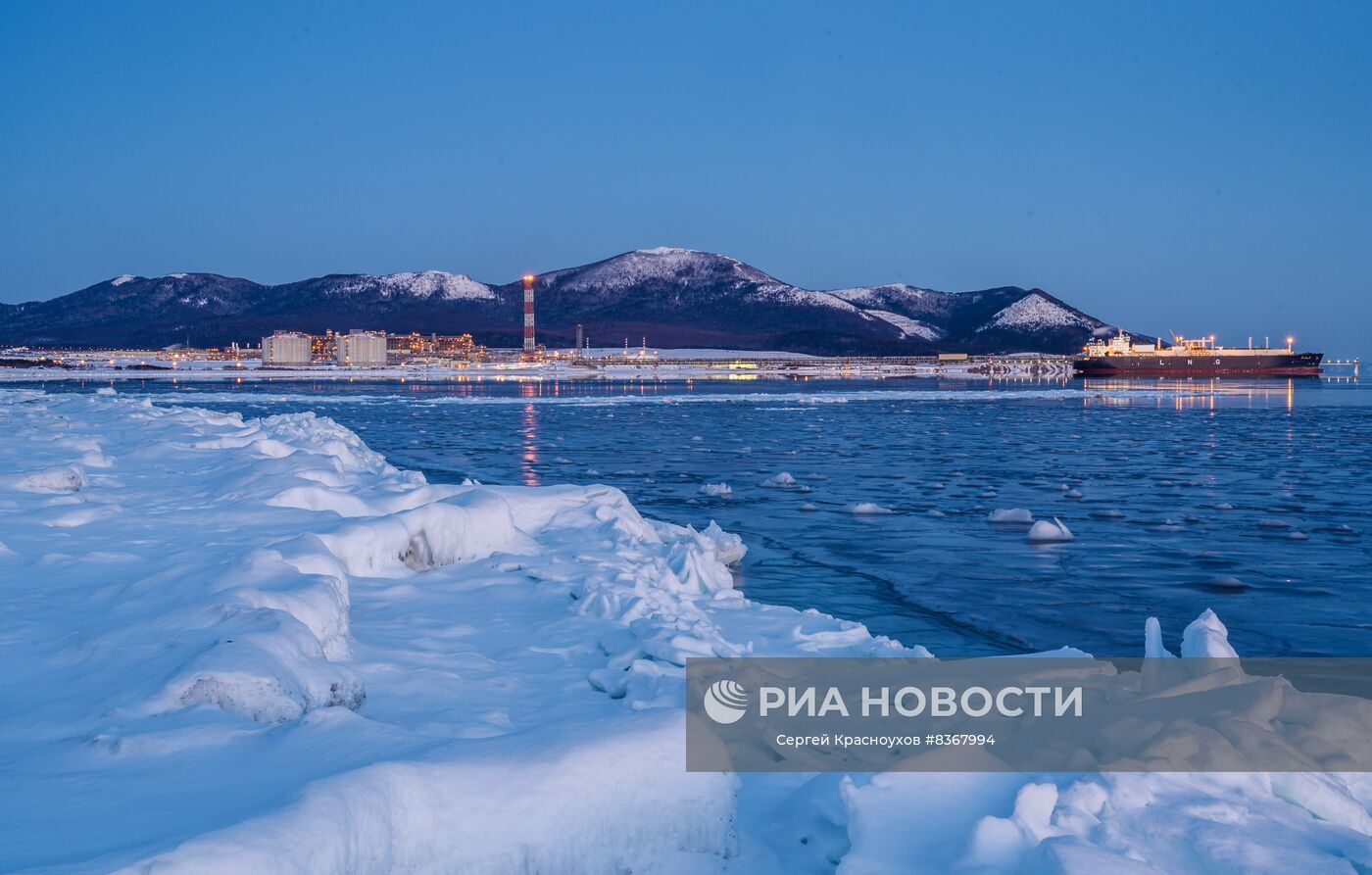Завод по переработке СПГ на Сахалине | РИА Новости Медиабанк