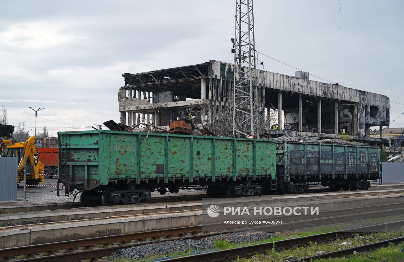 Восстановление железнодорожного вокзала в Мариуполе