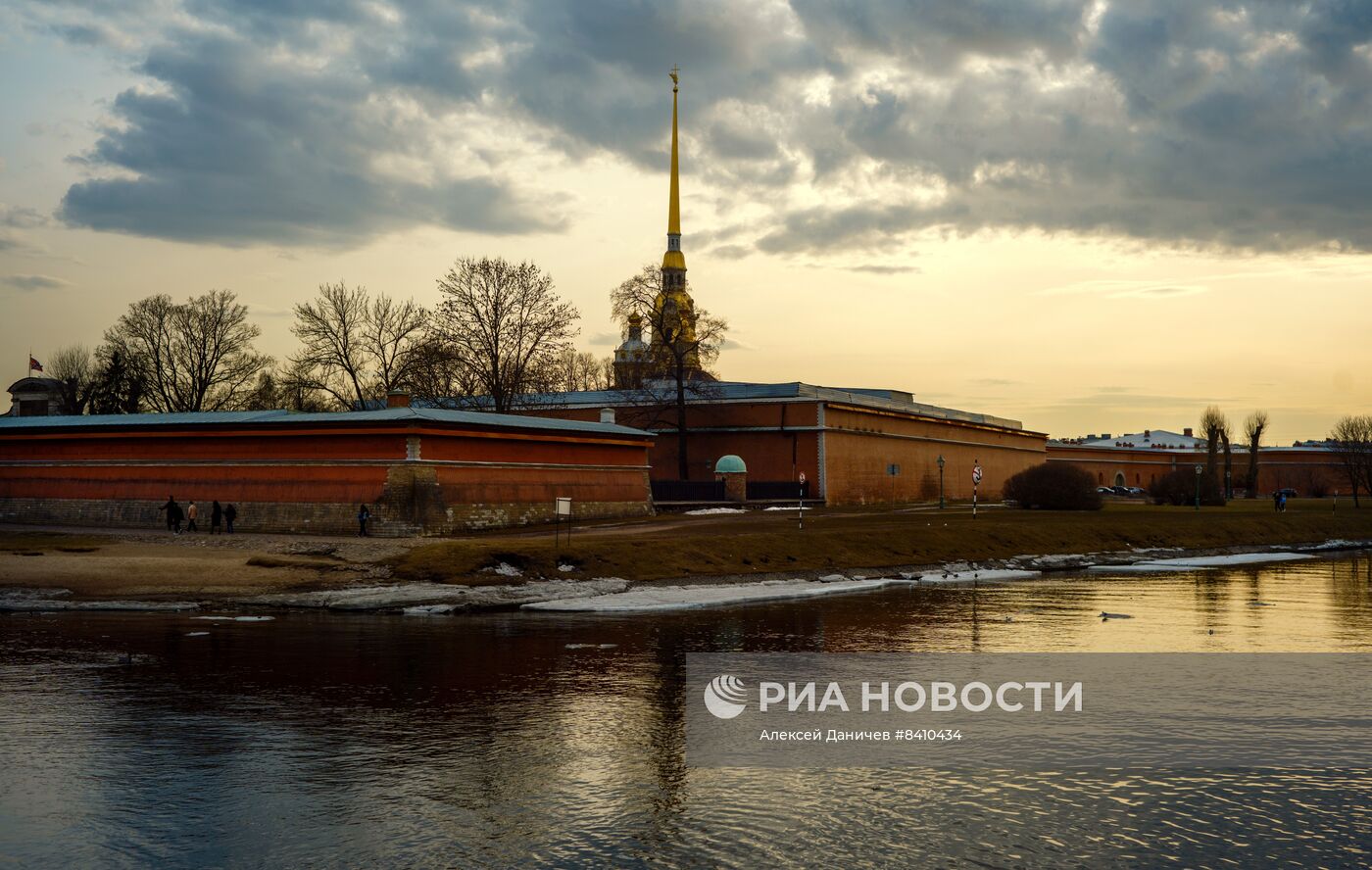 Весна в Санкт-Петербурге