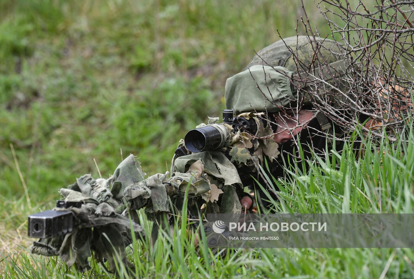 Подготовка штурмовых групп ВДВ на полигоне в южном секторе СВО