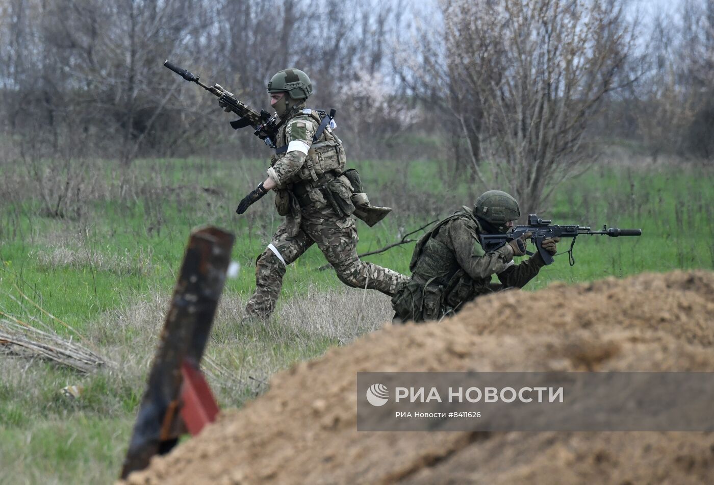 Подготовка штурмовых групп ВДВ на полигоне в южном секторе СВО