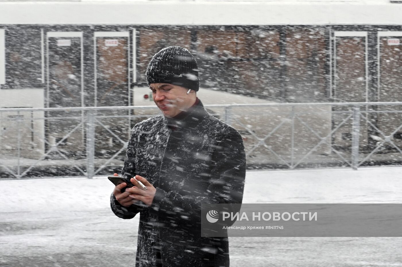 Апрельский снегопад в Новосибирске