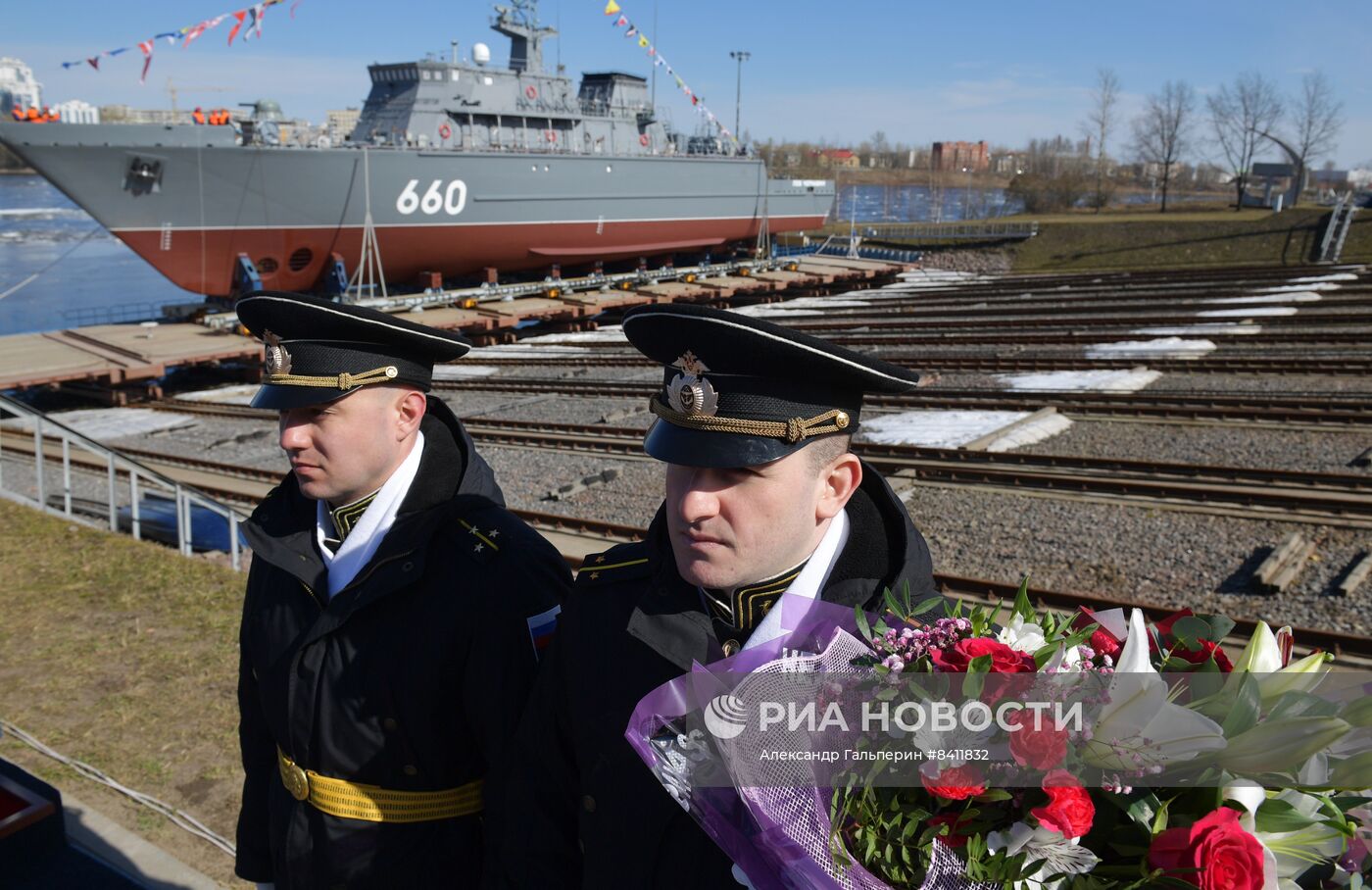 Спуск на воду корабля "Лев Чернявин" в Санкт-Петербурге