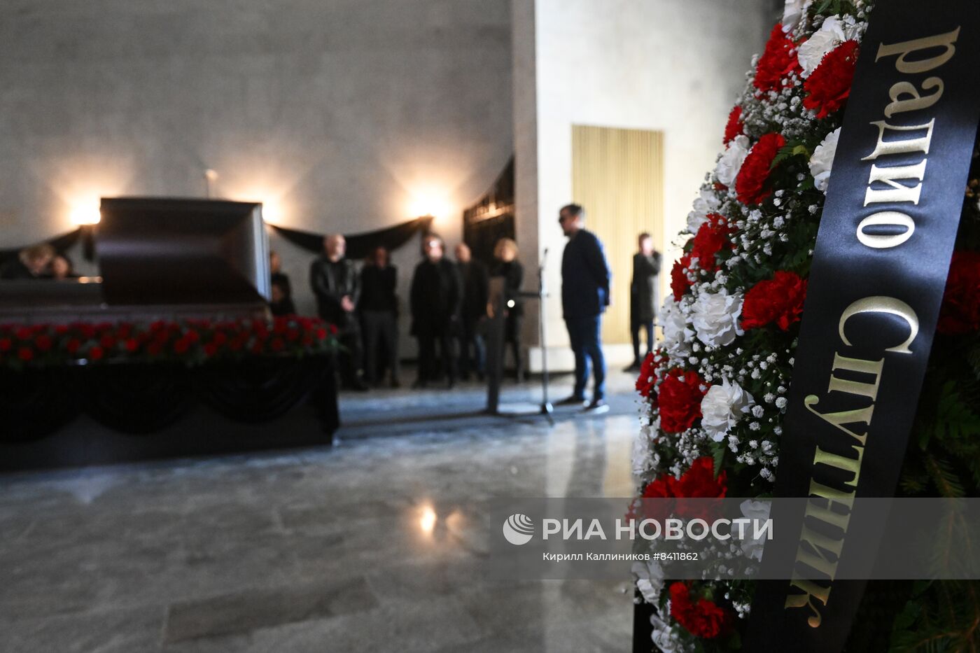 Церемония прощания с писателем Эдуардом Багировым