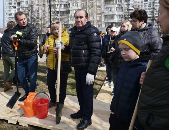 Общегородской субботник в Москве