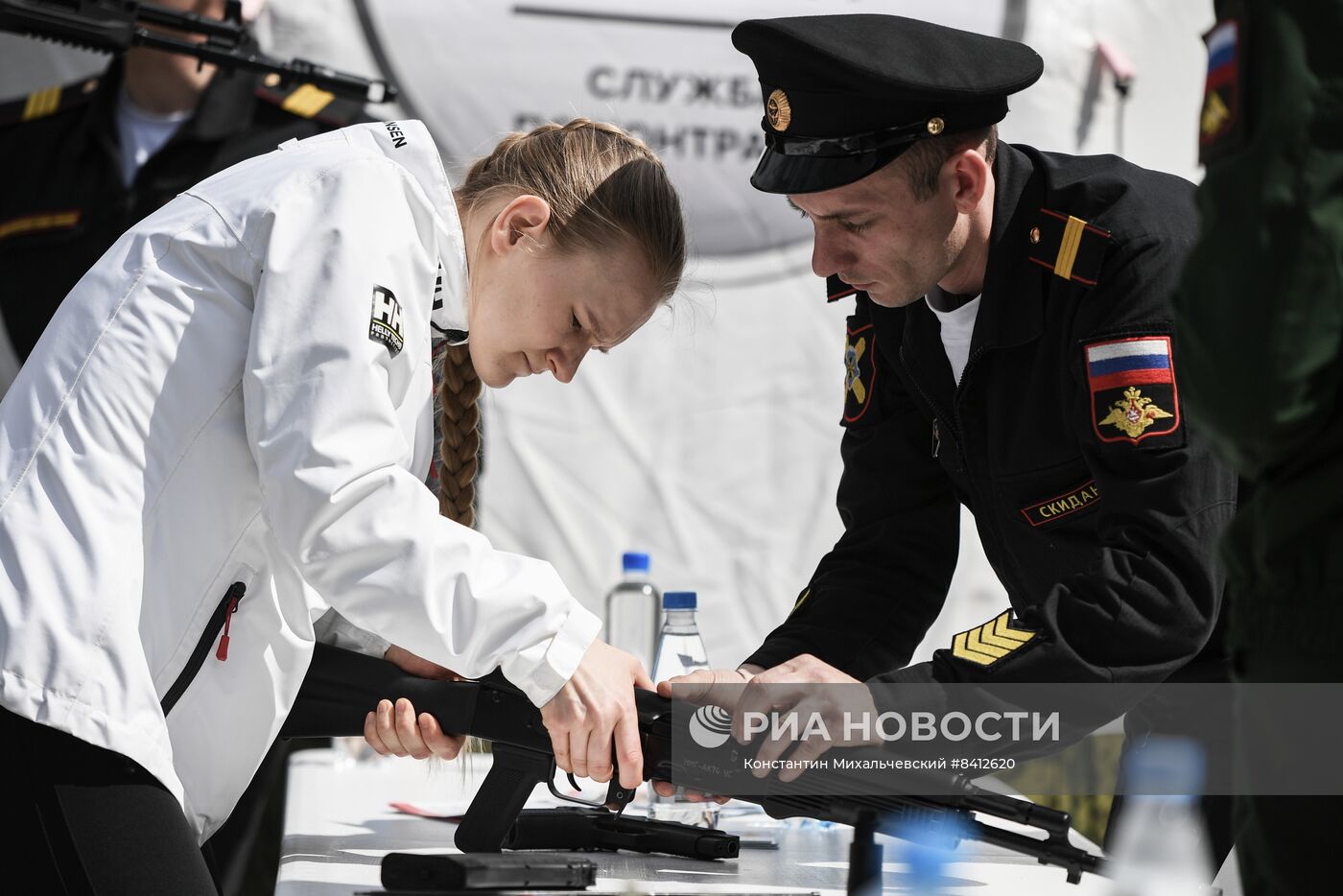 Пункт отбора на военную службу по контракту в Симферополе