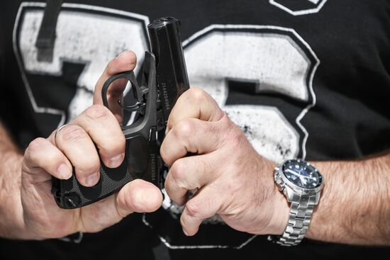 Пункт отбора на  военную службу по контракту в Симферополе