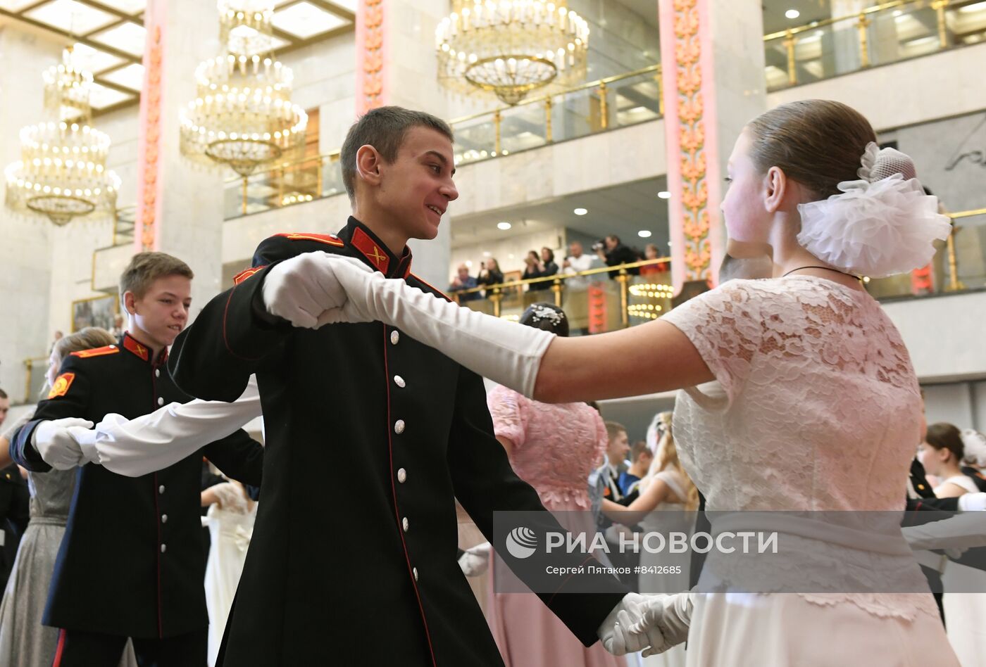 "Большой весенний кадетский бал" в Музее Победы