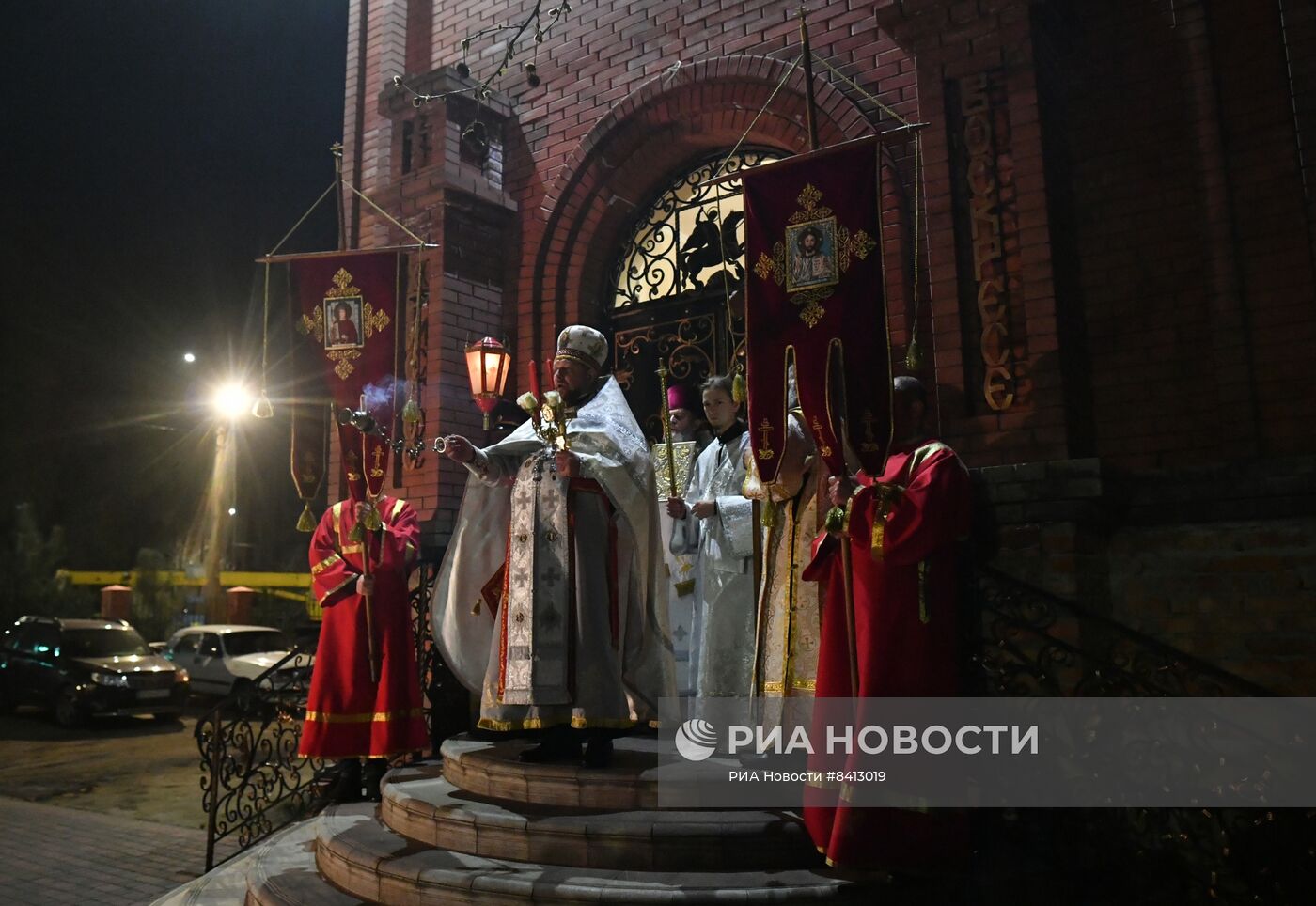 Пасхальные богослужения в России