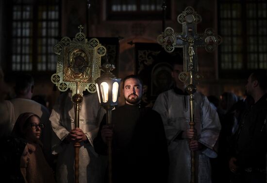 Пасхальные богослужения в России