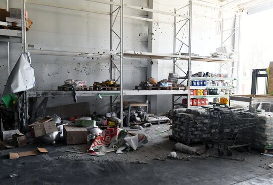 Последствия обстрела ВСУ Васильевки в Запорожской области