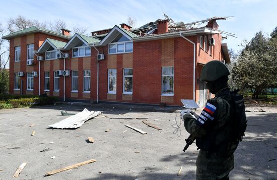 Последствия обстрела ВСУ Васильевки в Запорожской области