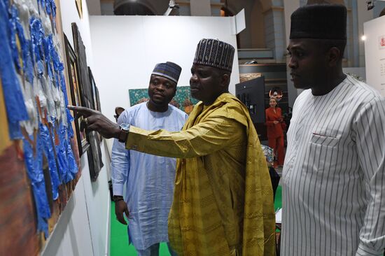 XX ярмарка искусства "Арт Москва"